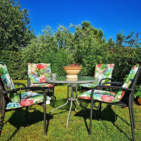 Apartament Mare-peroj