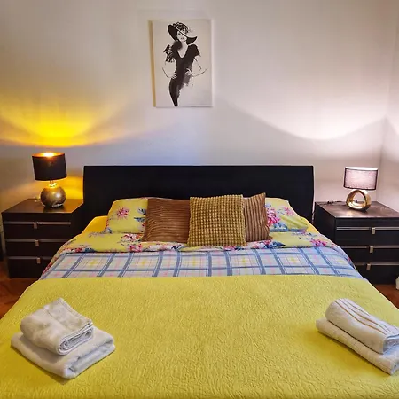 Mare-peroj Apartment